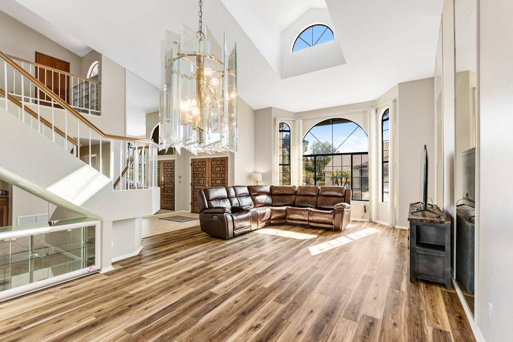 Tropical retreat with pool, grill, central air-conditioning, & washer/dryer