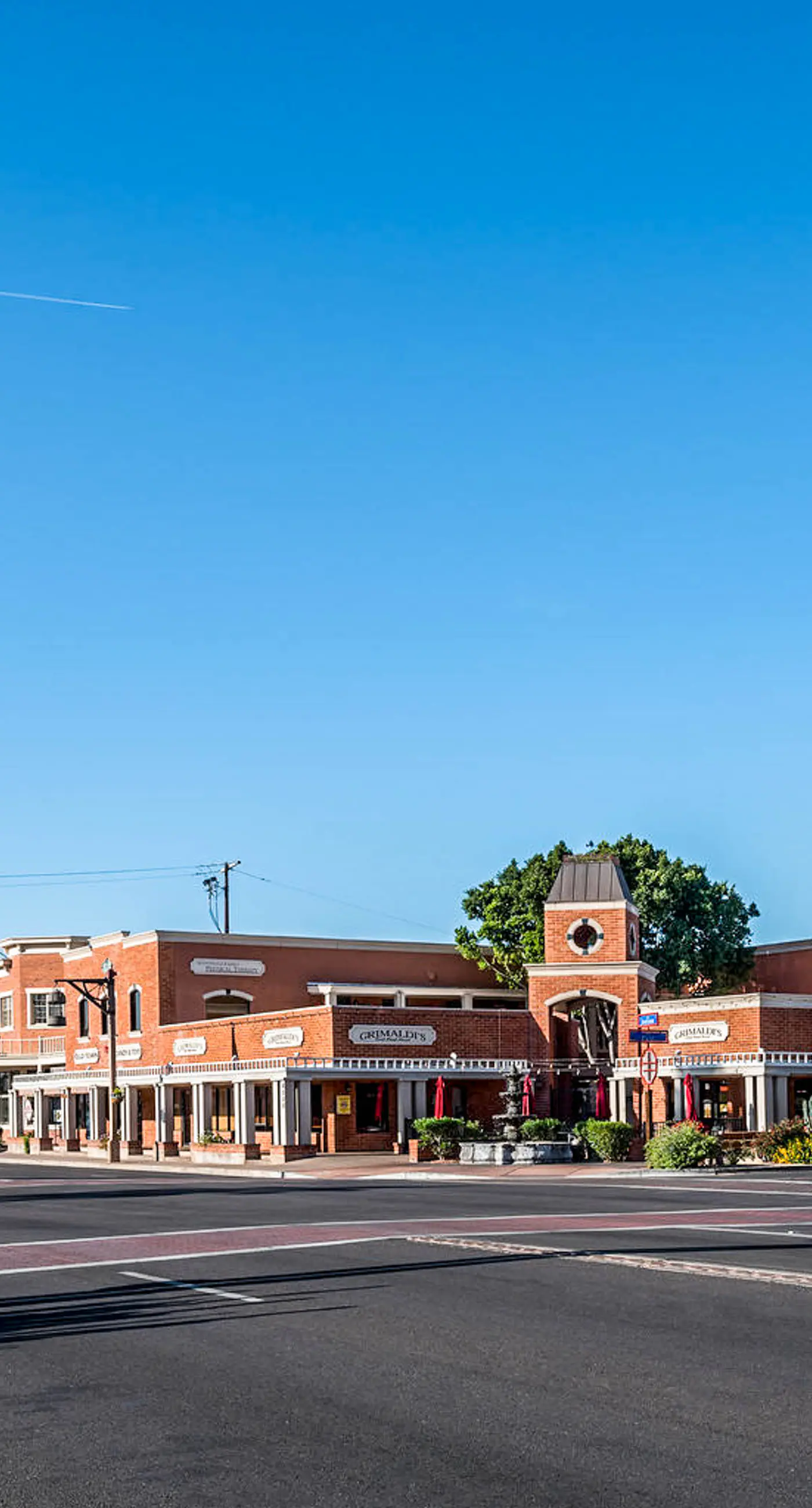Historic Oldtown Plaza 201