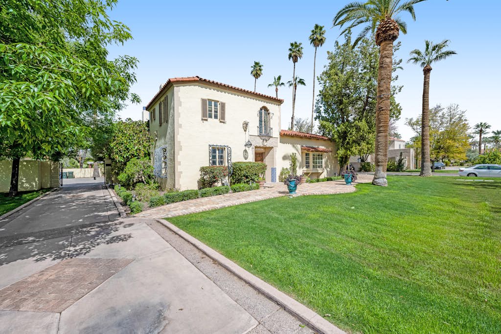 1920's mansion with private pool, theater room & central location