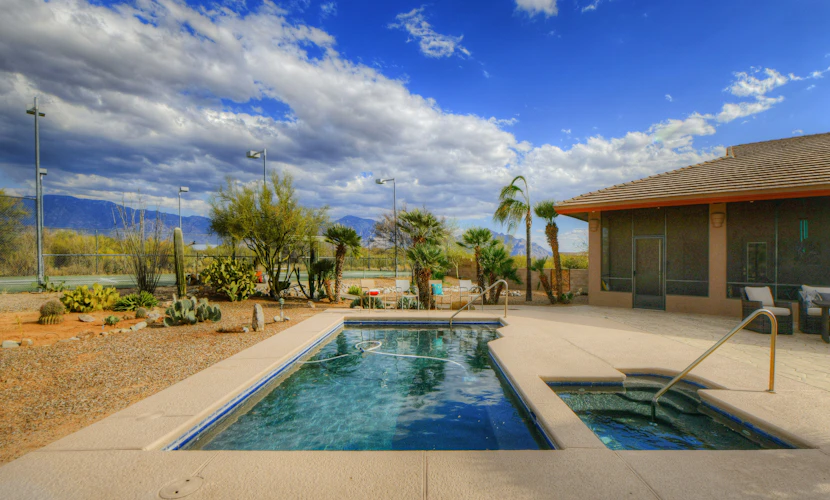 Gorgeous desert gem with private pool & spa and tennis court with amazing views!