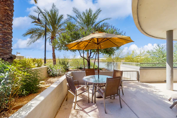 Waterfront Getaway w/ Free WiFi, Central A/C, Washer/Dryer, & Shared Pool