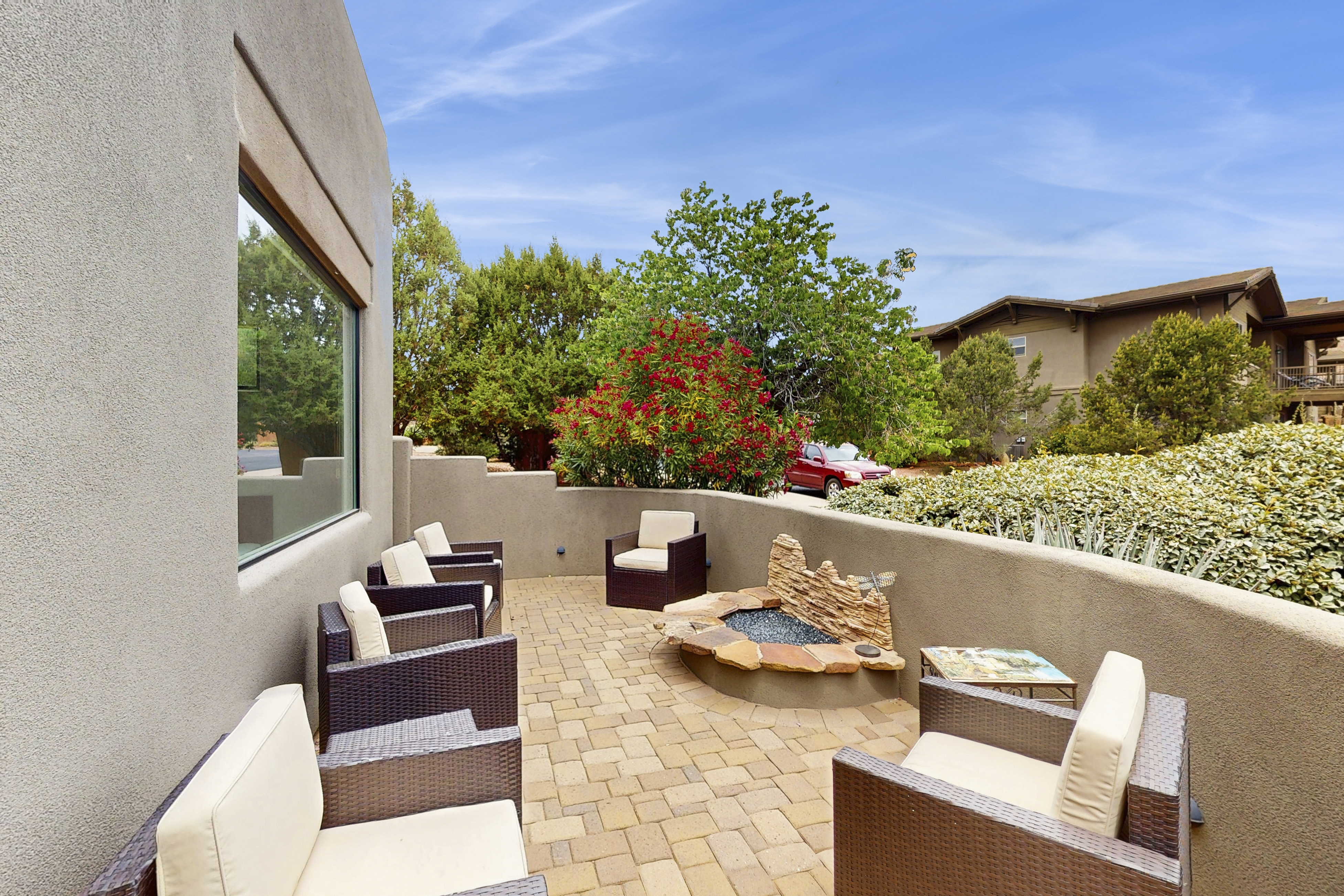 Peaceful Sedona Retreat | Dog-Friendly | Fire pit, Patio, Trails Nearby