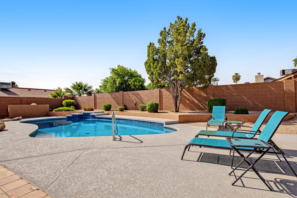 Inviting home with a private pool, fast WiFi, central A/C & a washer/dryer