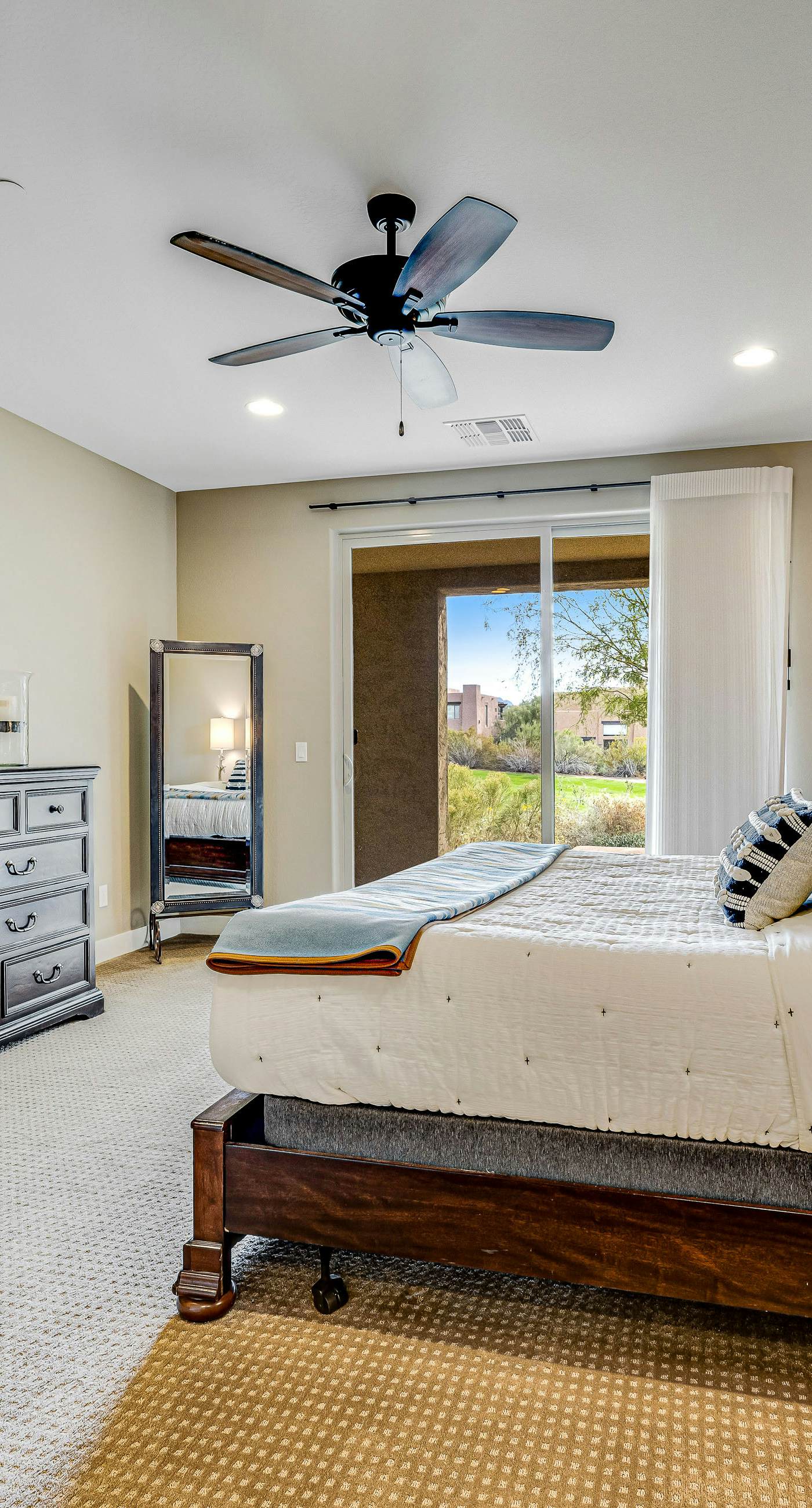 Easy Living on the Greens