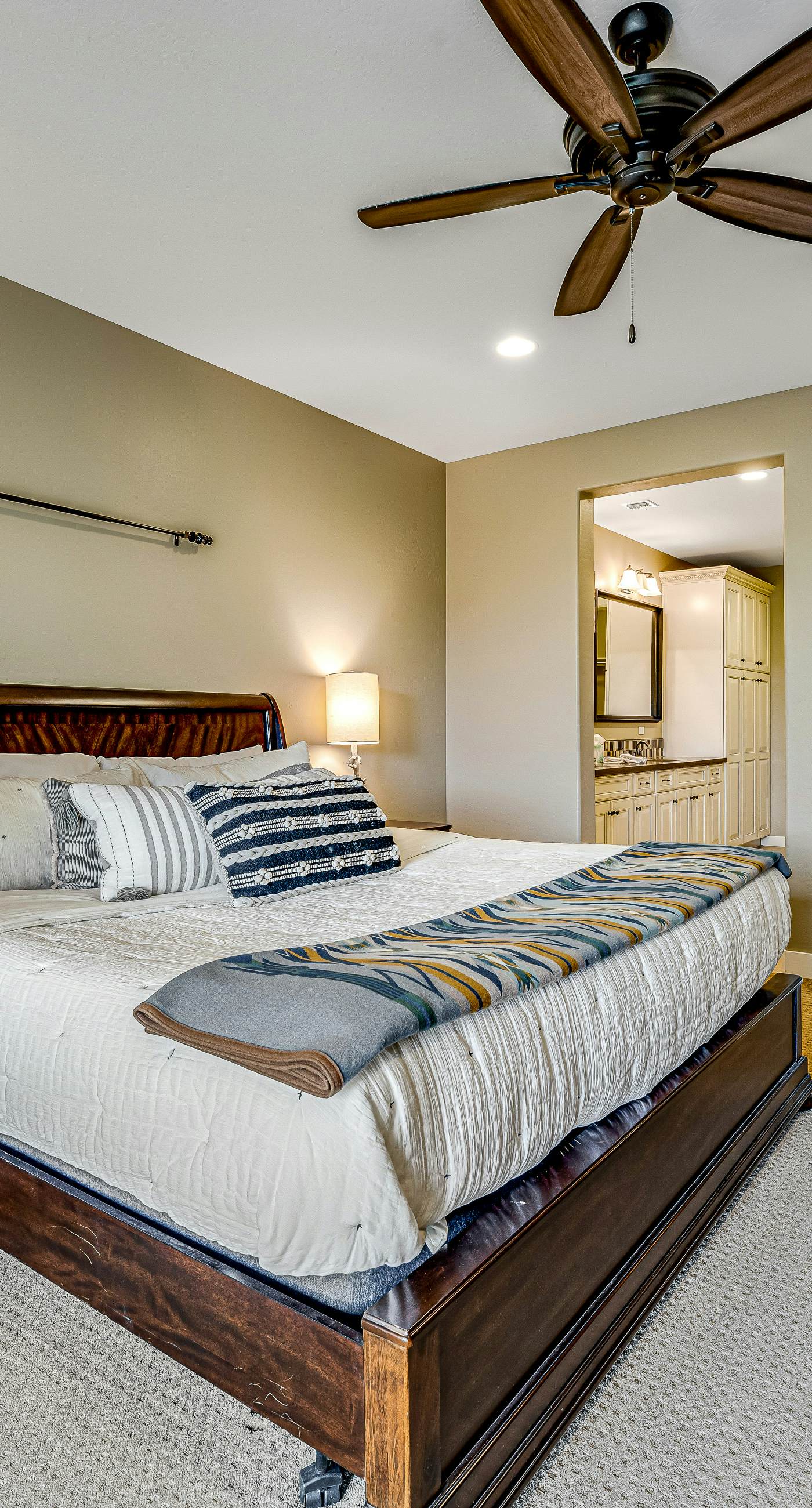 Easy Living on the Greens