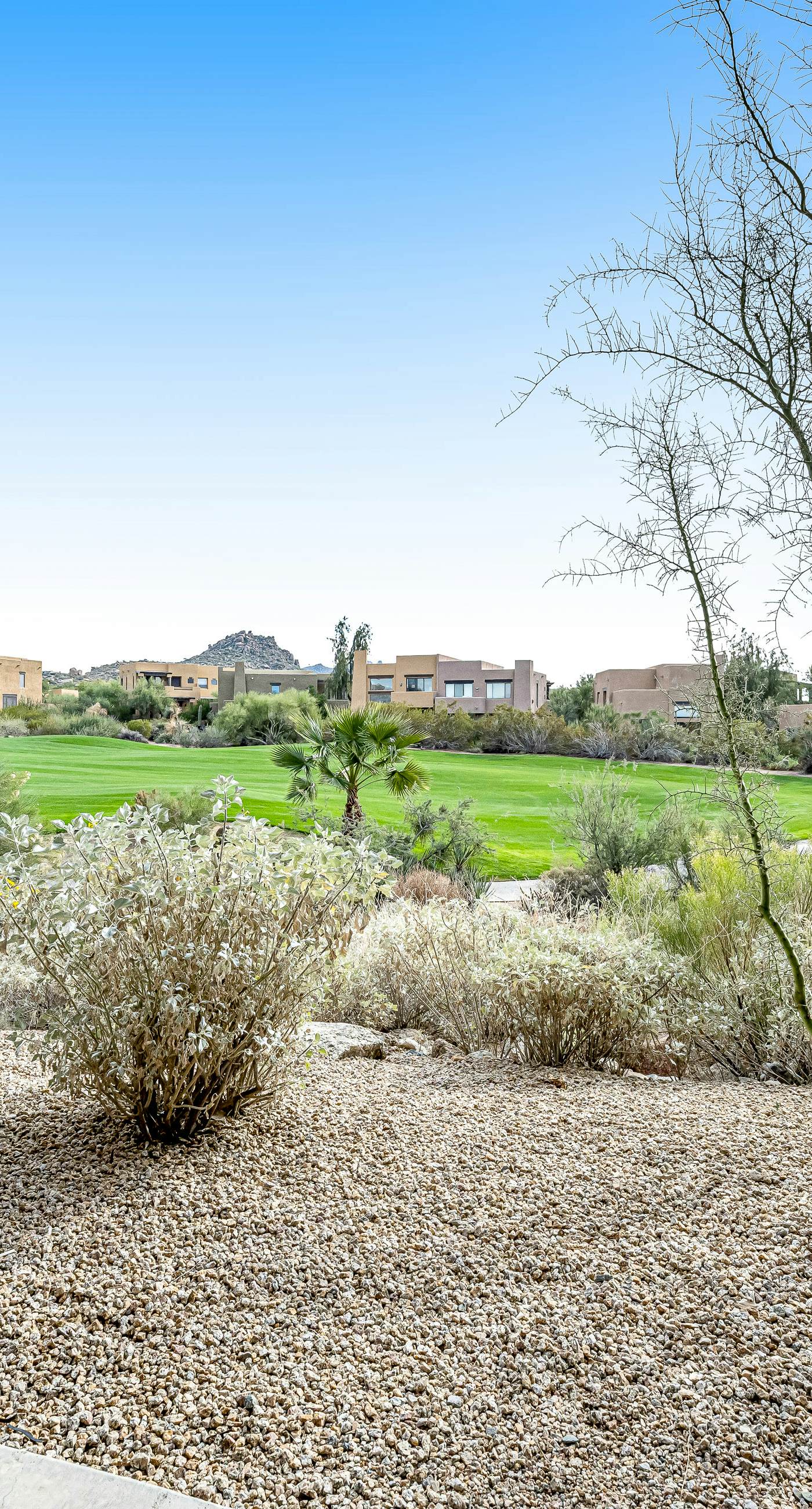 Easy Living on the Greens