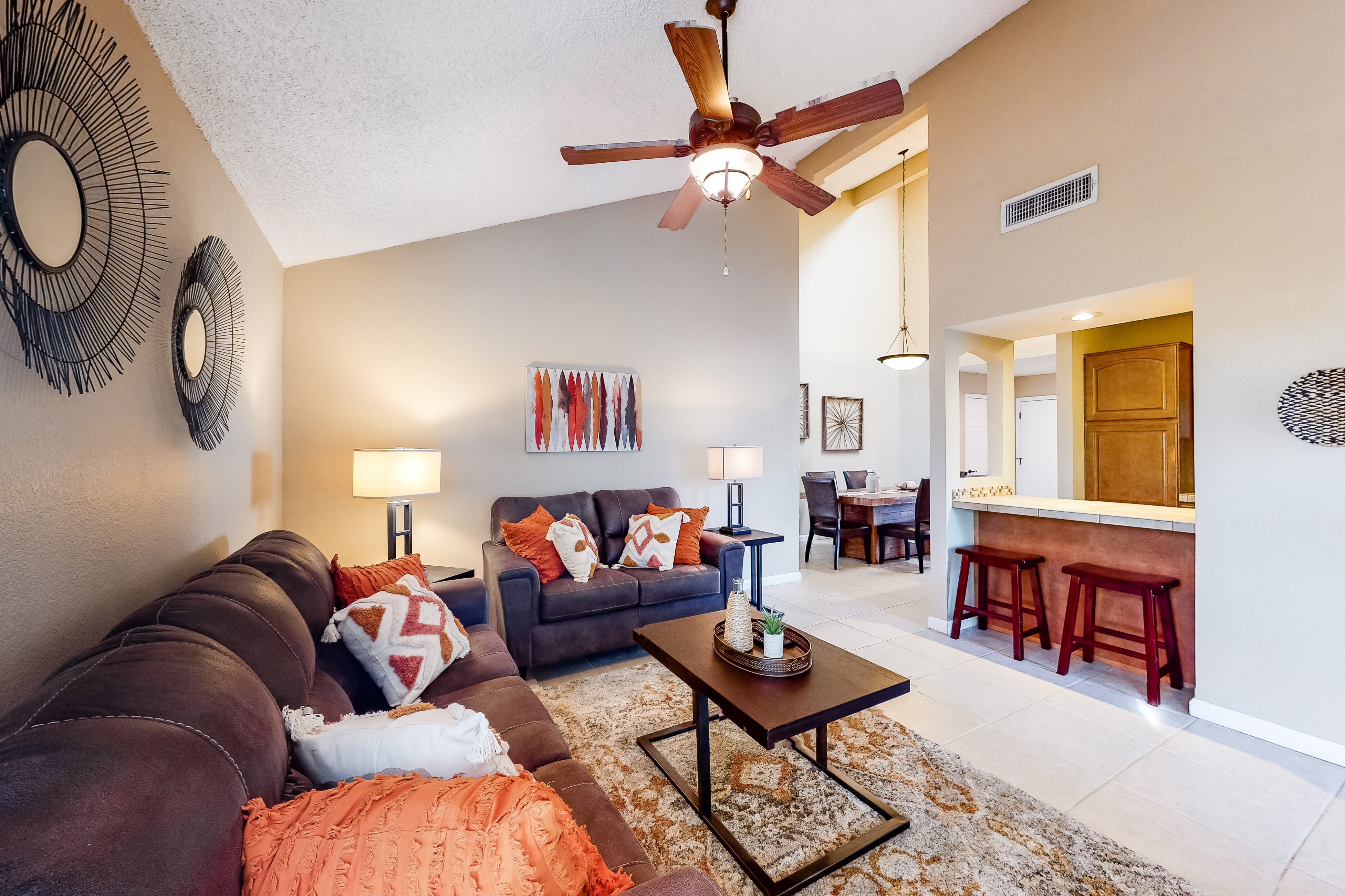 Open & spacious condo with a pool, hot tub, & fitness room - two dogs OK