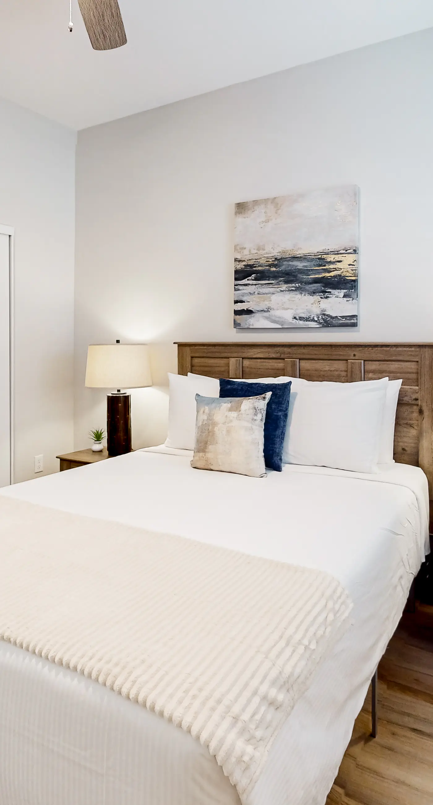 Placita Escondida #100