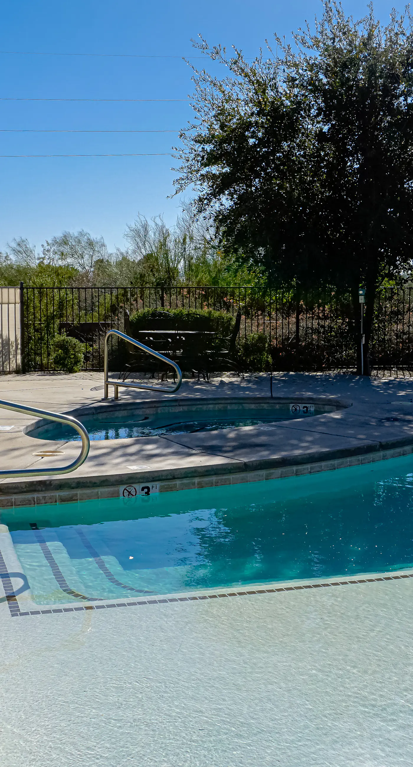 Placita Escondida #100