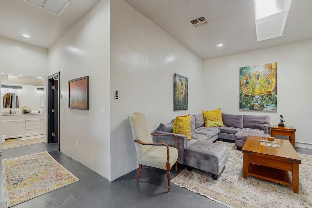 Remodeled Home in Wisdom Spirit Ranch, close to Sedona & more