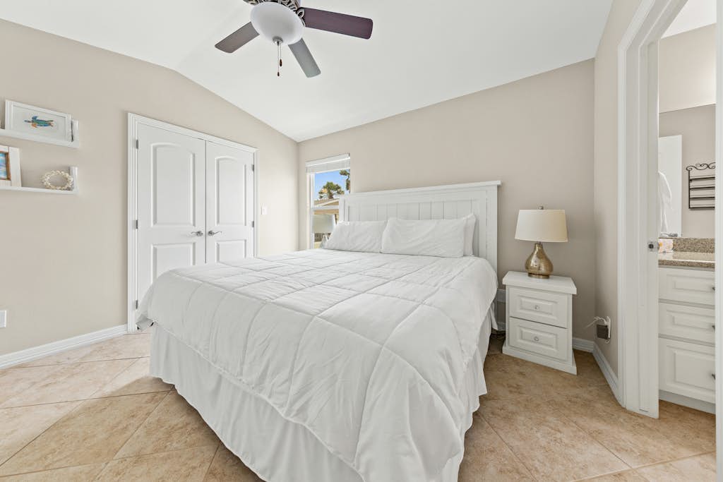 Paradise on the Green #579