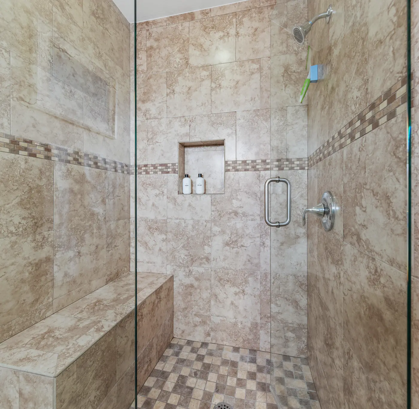 579 Paradise on the Green