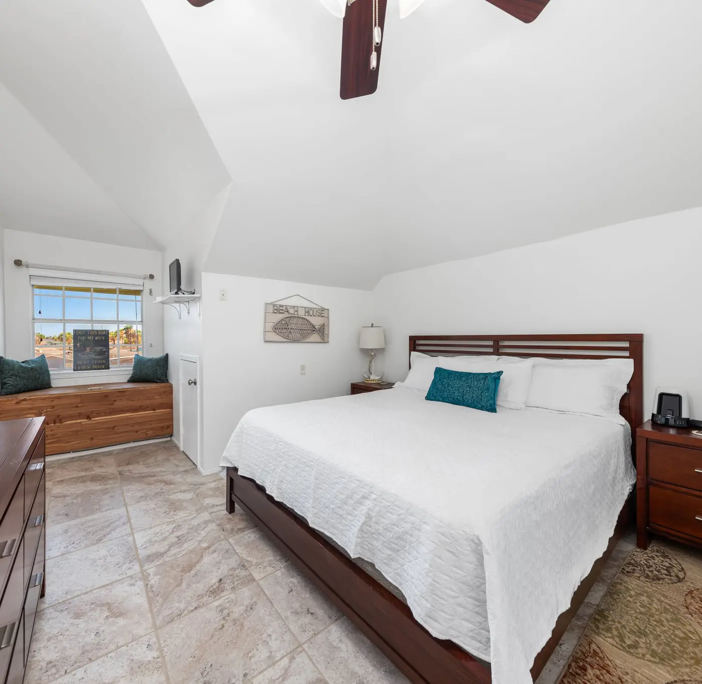 1015 Lazy Days Sea Cottage