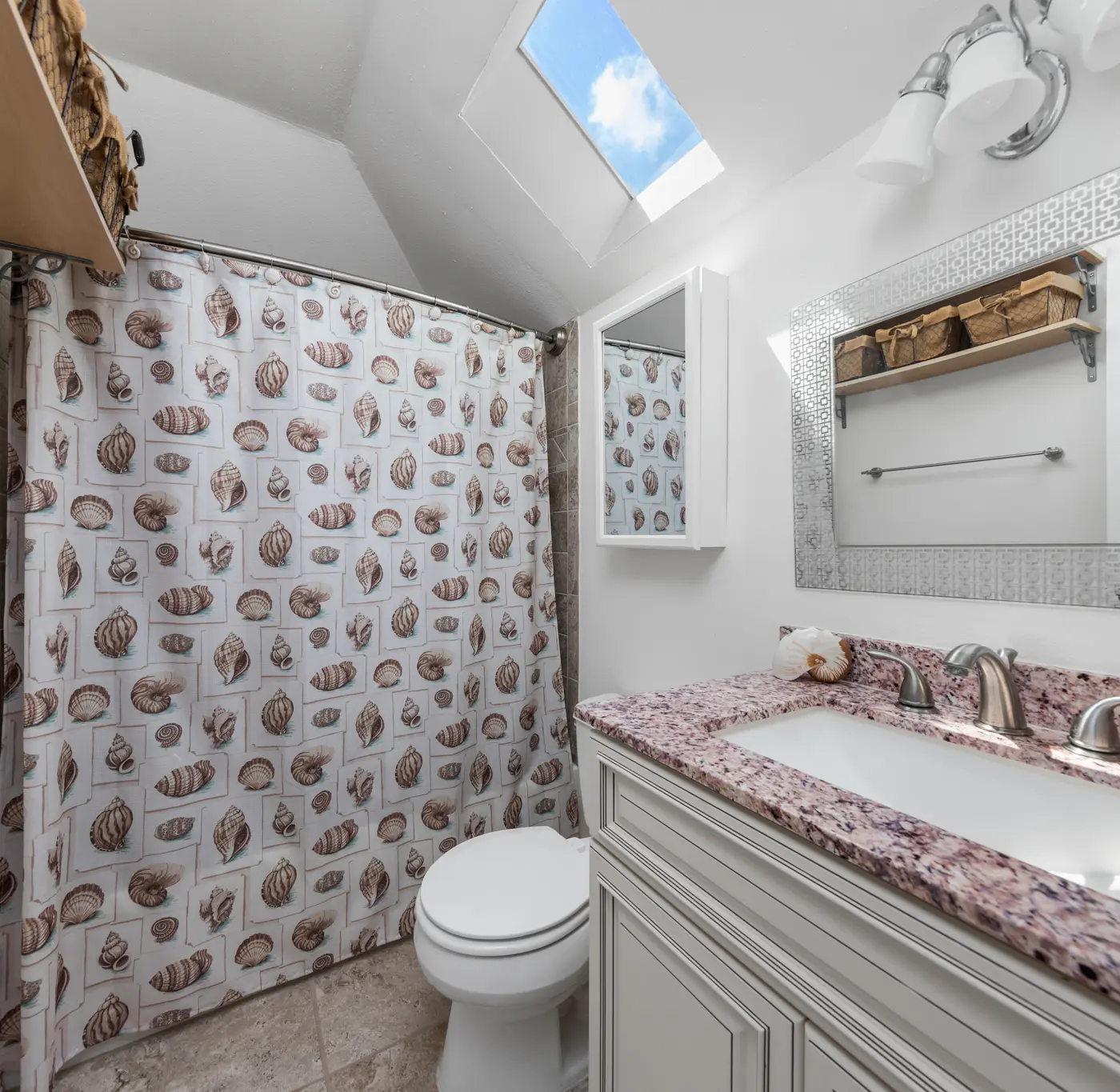 1015 Lazy Days Sea Cottage