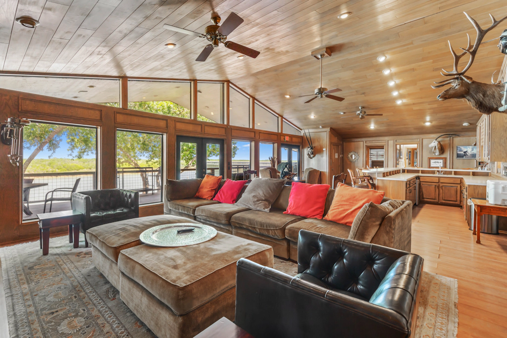 Casa Arroyo Sporting Lodge-Upper Level Only