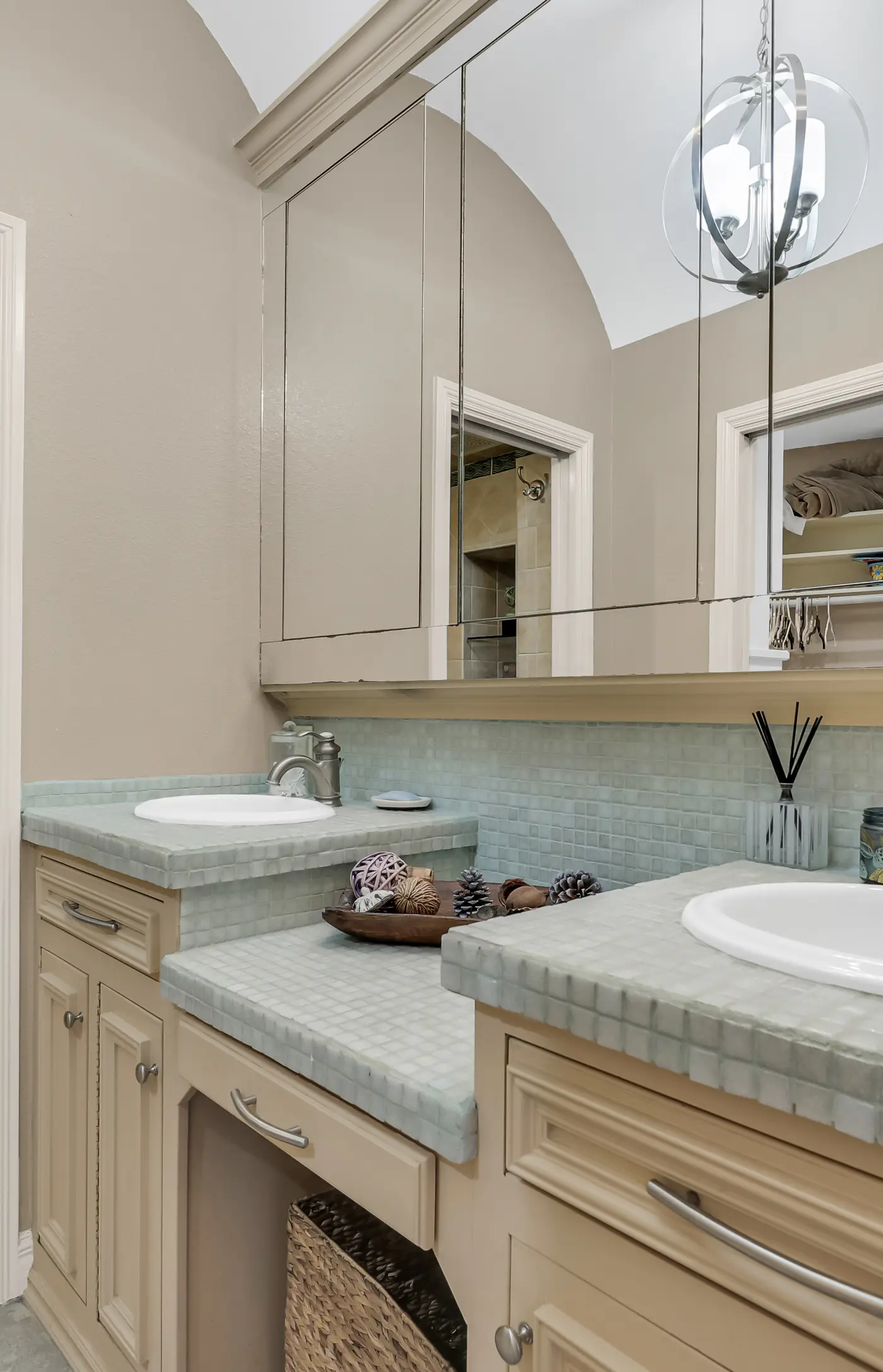 143 Waterfront Oasis