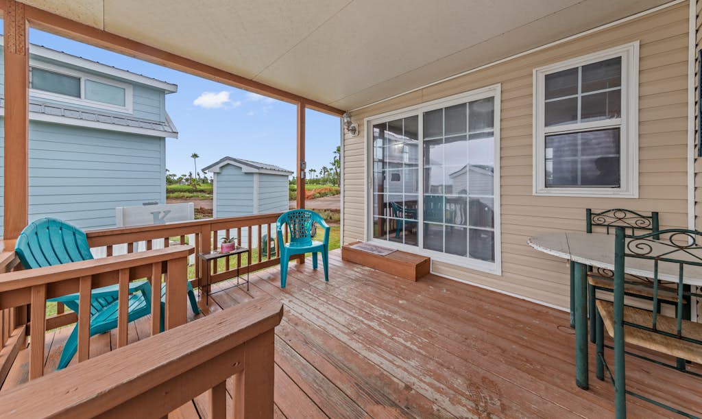 One bedroom cottage-Steps from Space X Launch Views