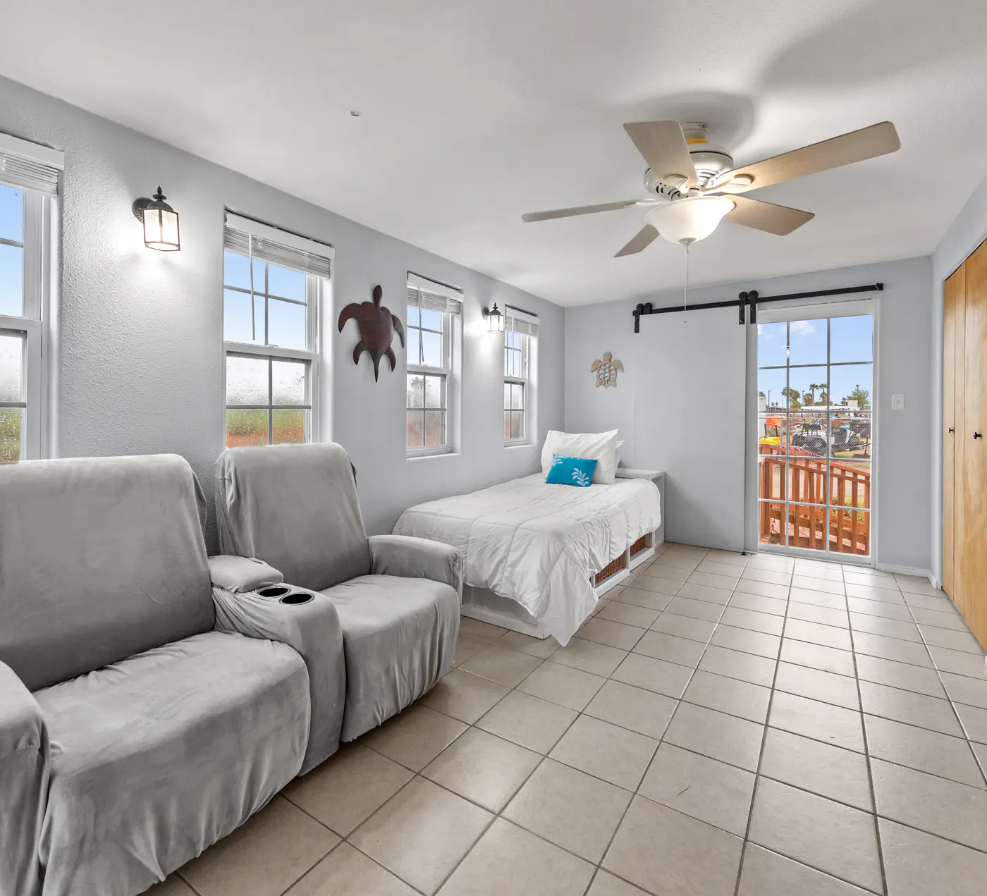 Cozy Coastal Stay Lot L