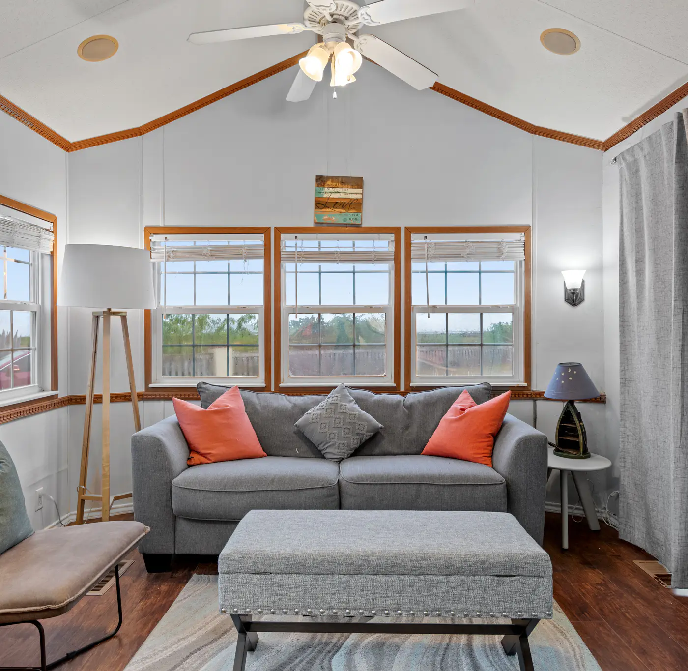 Cozy Coastal Stay Lot L