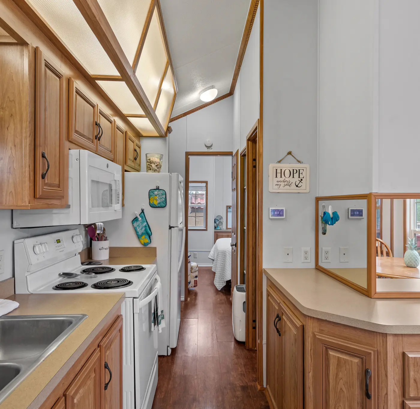 Cozy Coastal Stay Lot L