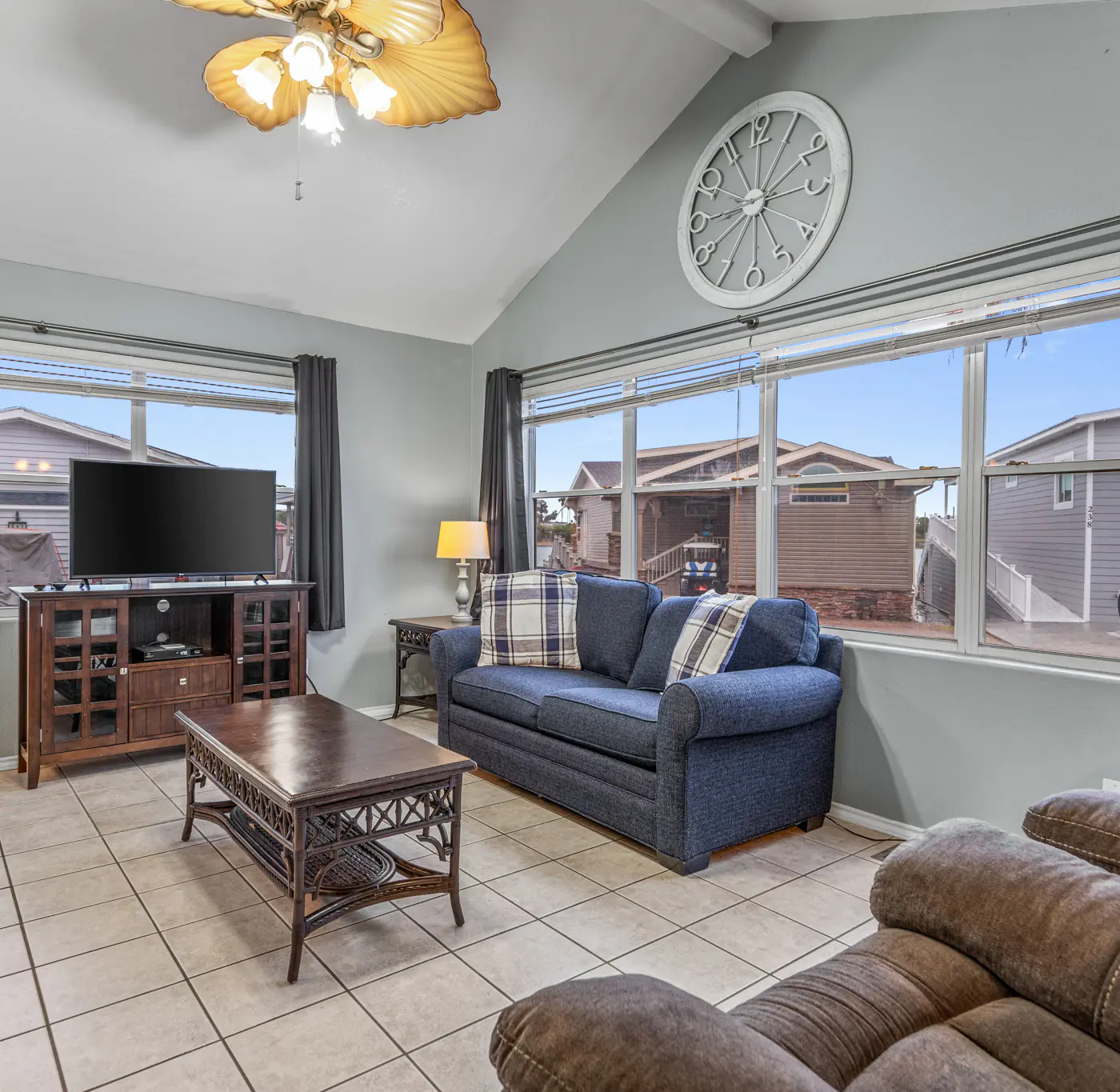 Driftwood Den on Conch #1