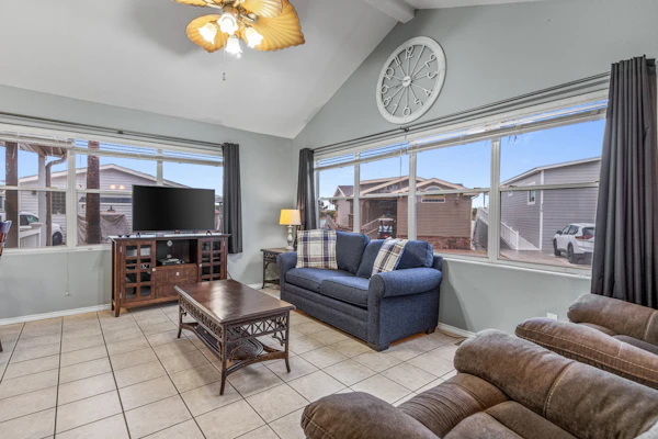 Cozy 2BR cottage in Port Isabel, perfect for families and pets! #1