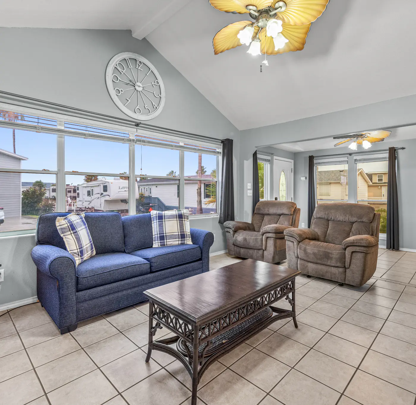 Driftwood Den on Conch #1