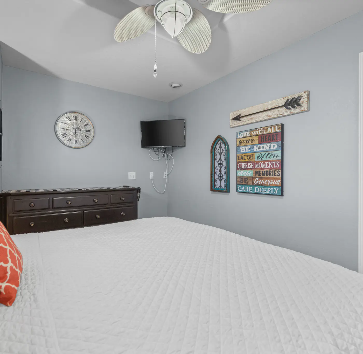 Driftwood Den on Conch #1