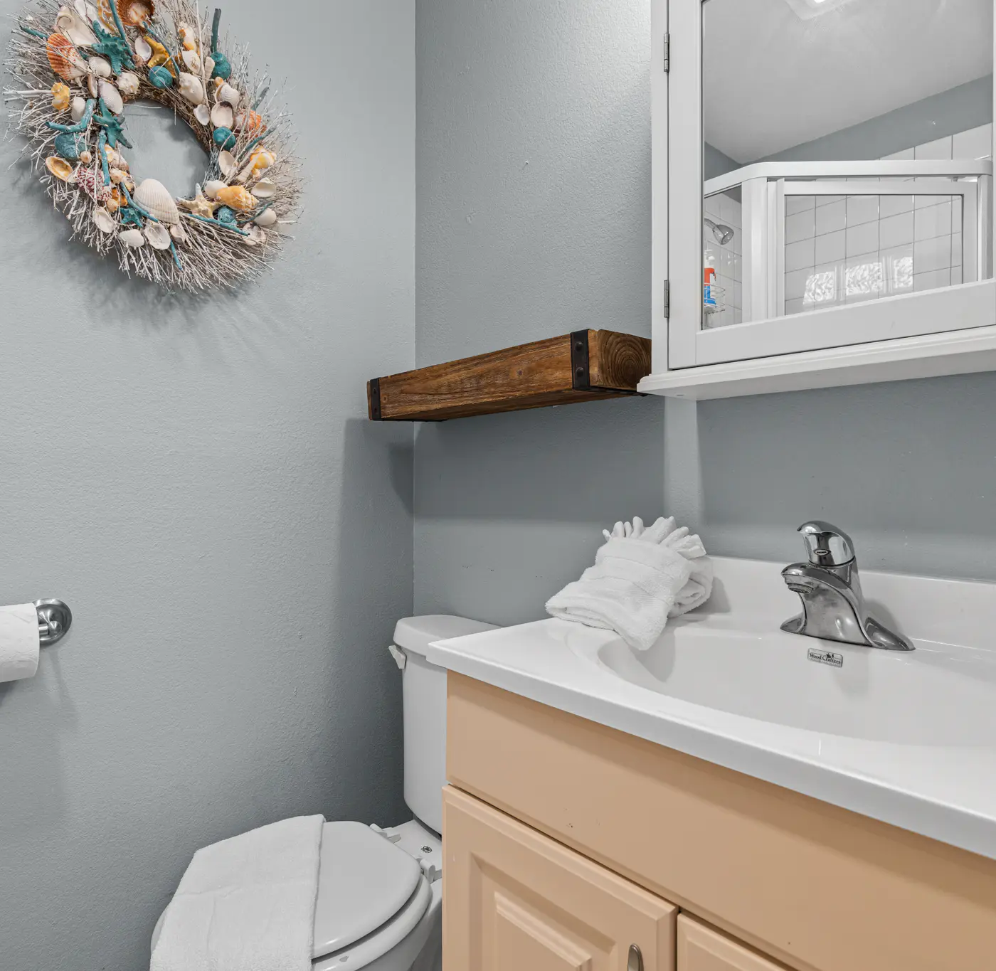 Driftwood Den on Conch #1