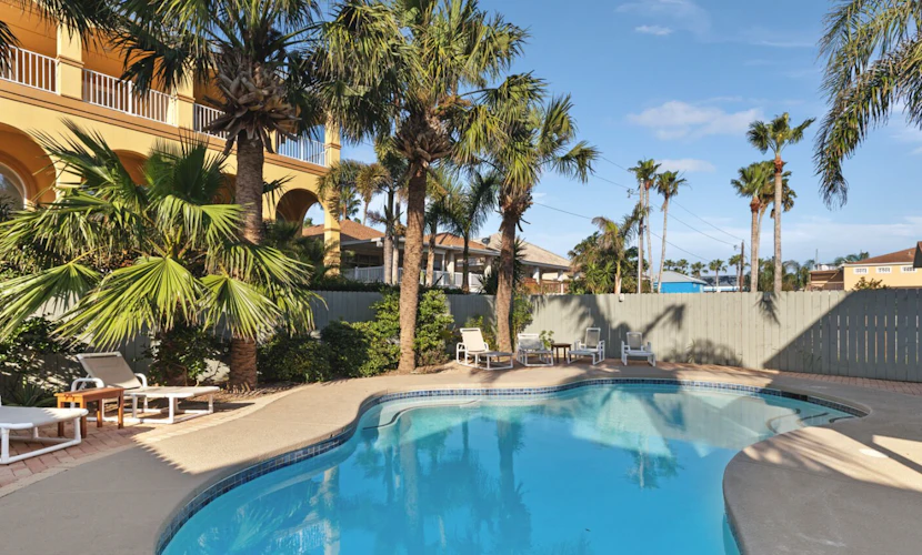 Spacious 4BR Ocean View home on South Padre Island, ideal for large groups.