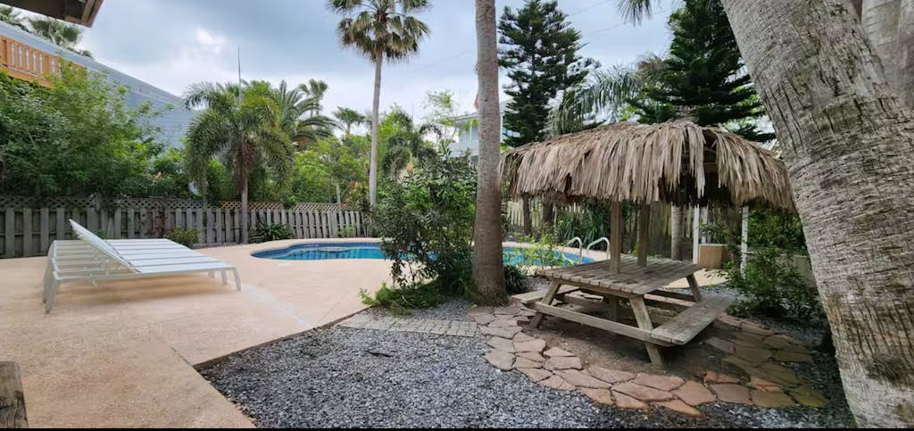 217 Spacious 4BR, 3BA home on South Padre Island, perfect for family getaways!