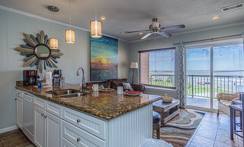 Stay at FantaSea Suite- Book Now for Ironman!