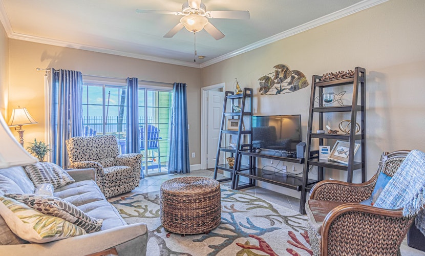 Beachtime Escape, Time to Reserve for Summer Vacation!