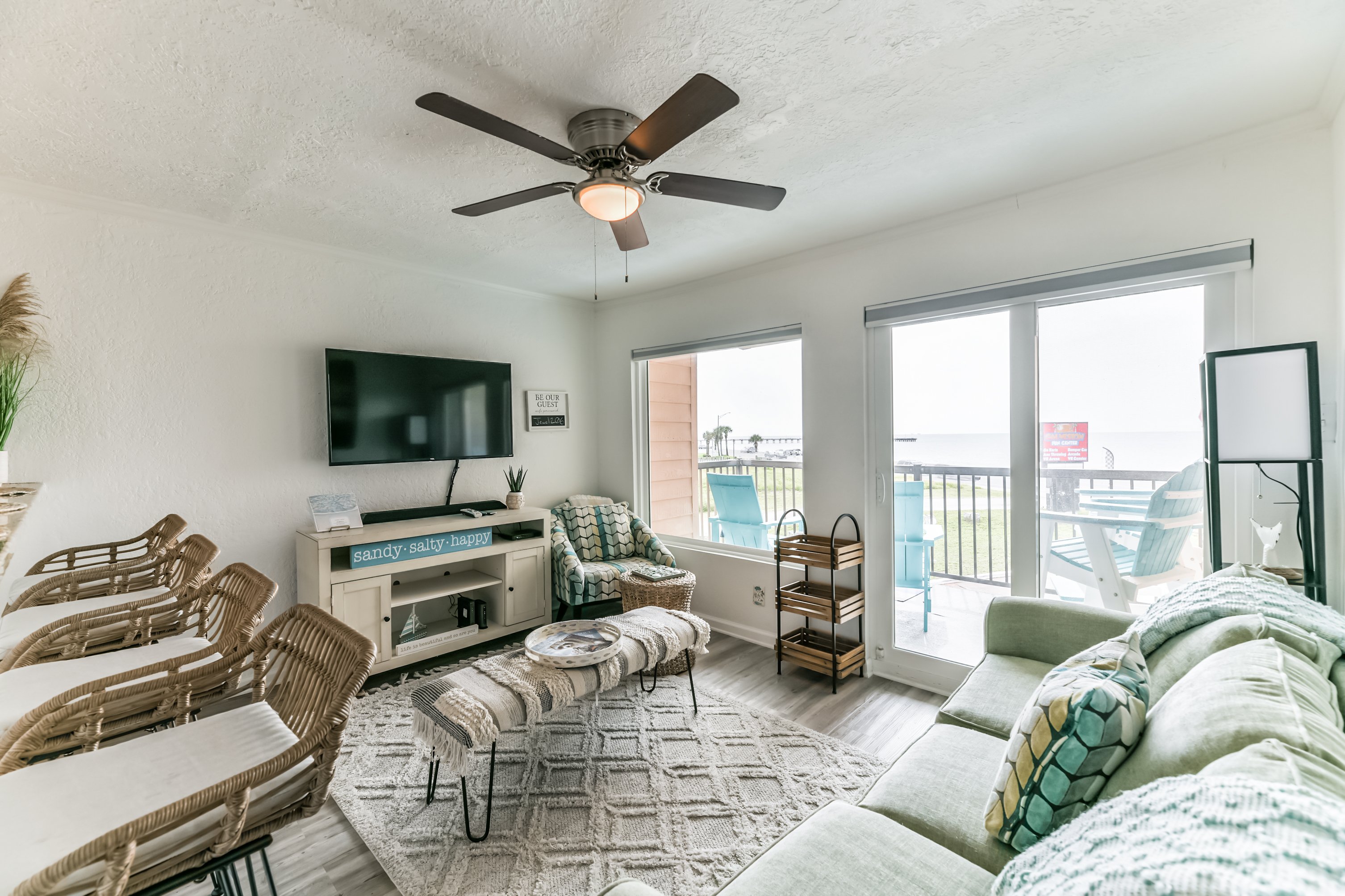 Jewell By The Sea - Spring Break is Calling, Book Now!