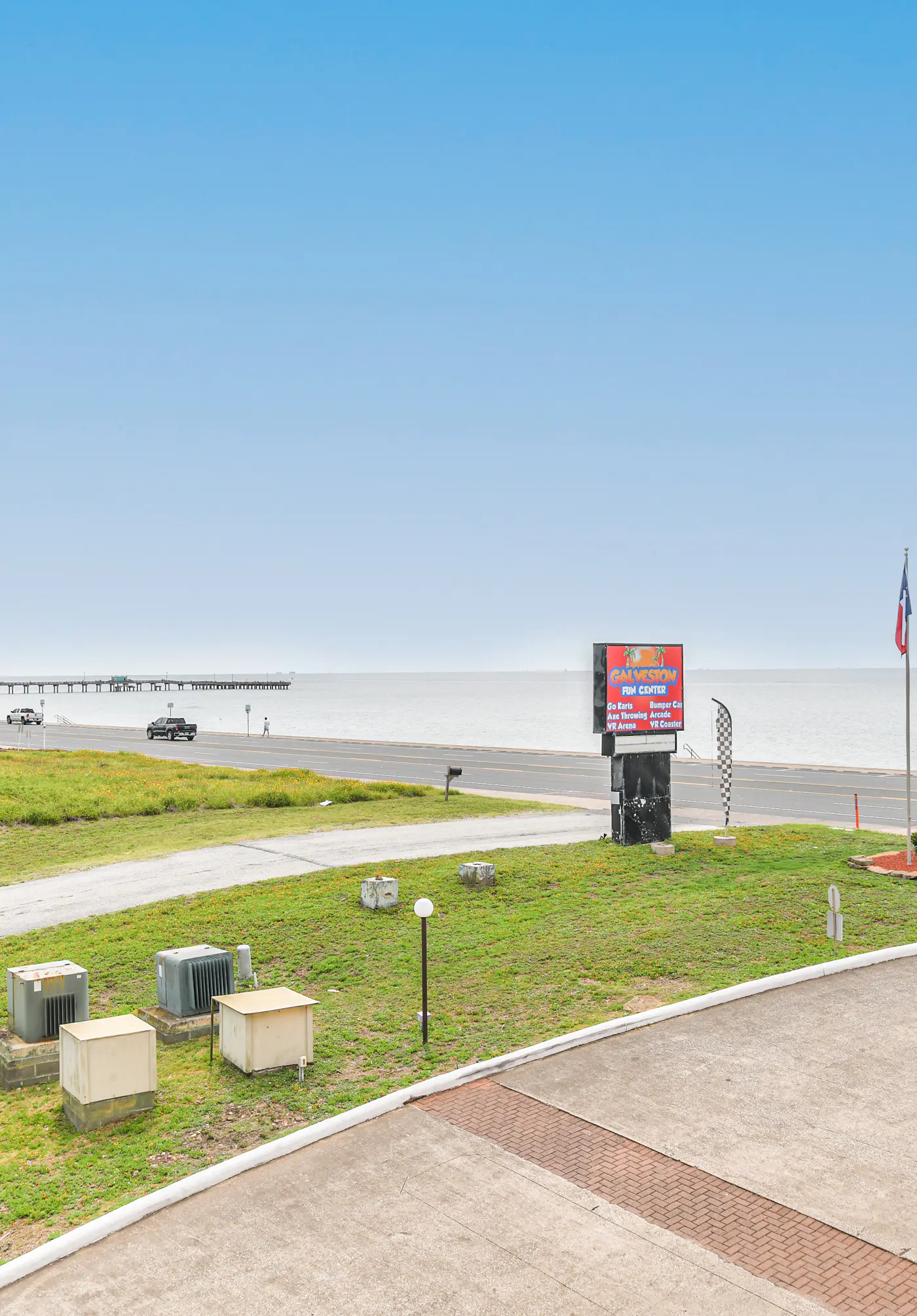 Jewell By The Sea