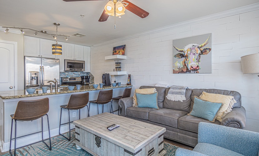 Beach Barn - Book Now for the Ironman Competition!