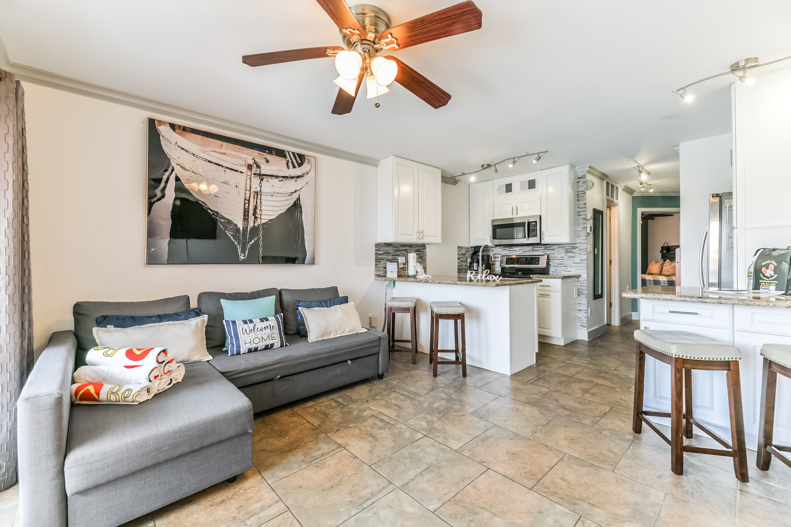 Vitamin Sea Top Floor - Spring Break is Calling, Book Now!