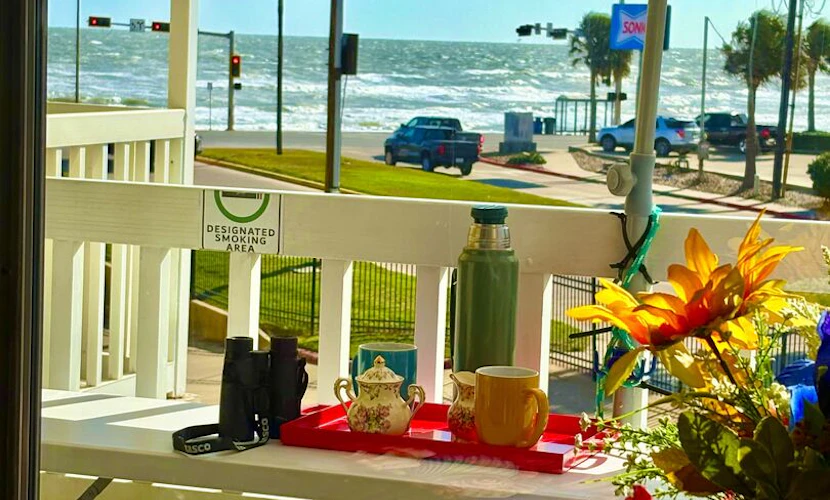 DFW Flip Flops, Sleeps 6, Ocean View!