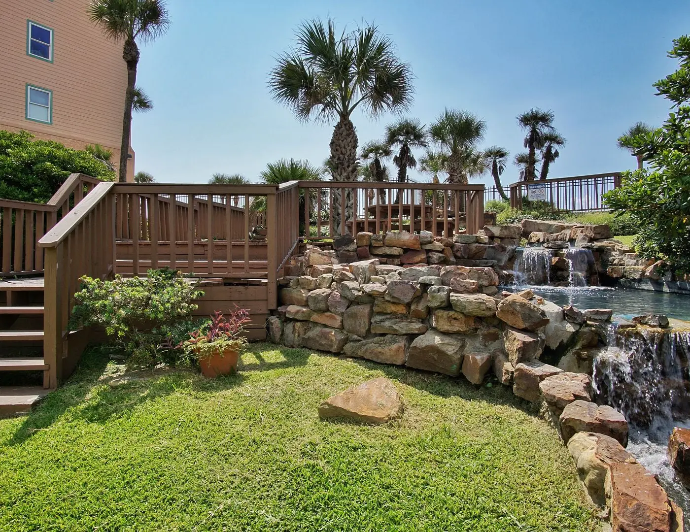 Pelican Bungalow