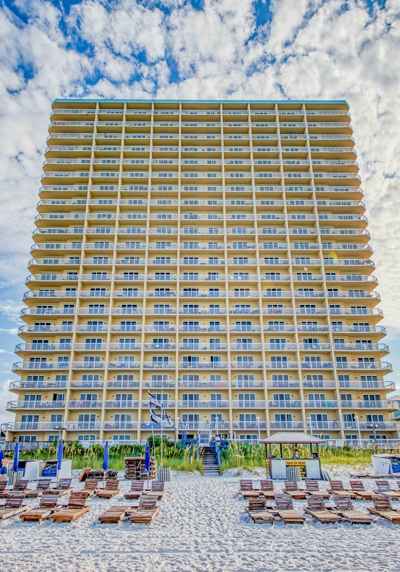 Gulf Front condo with Pools, Beach access and Gym