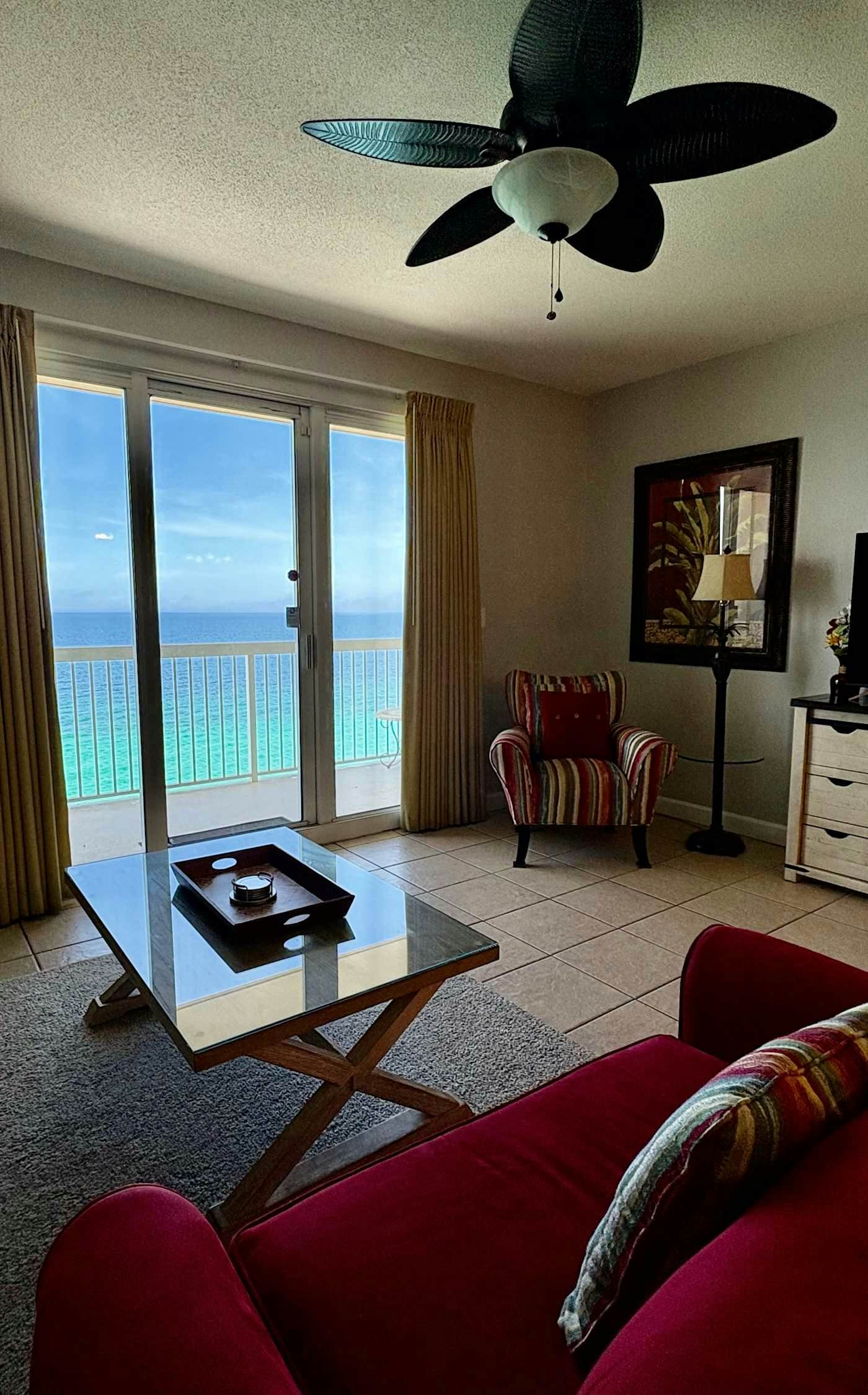 Coastal Beach Front with Pools, Beach access, Gym