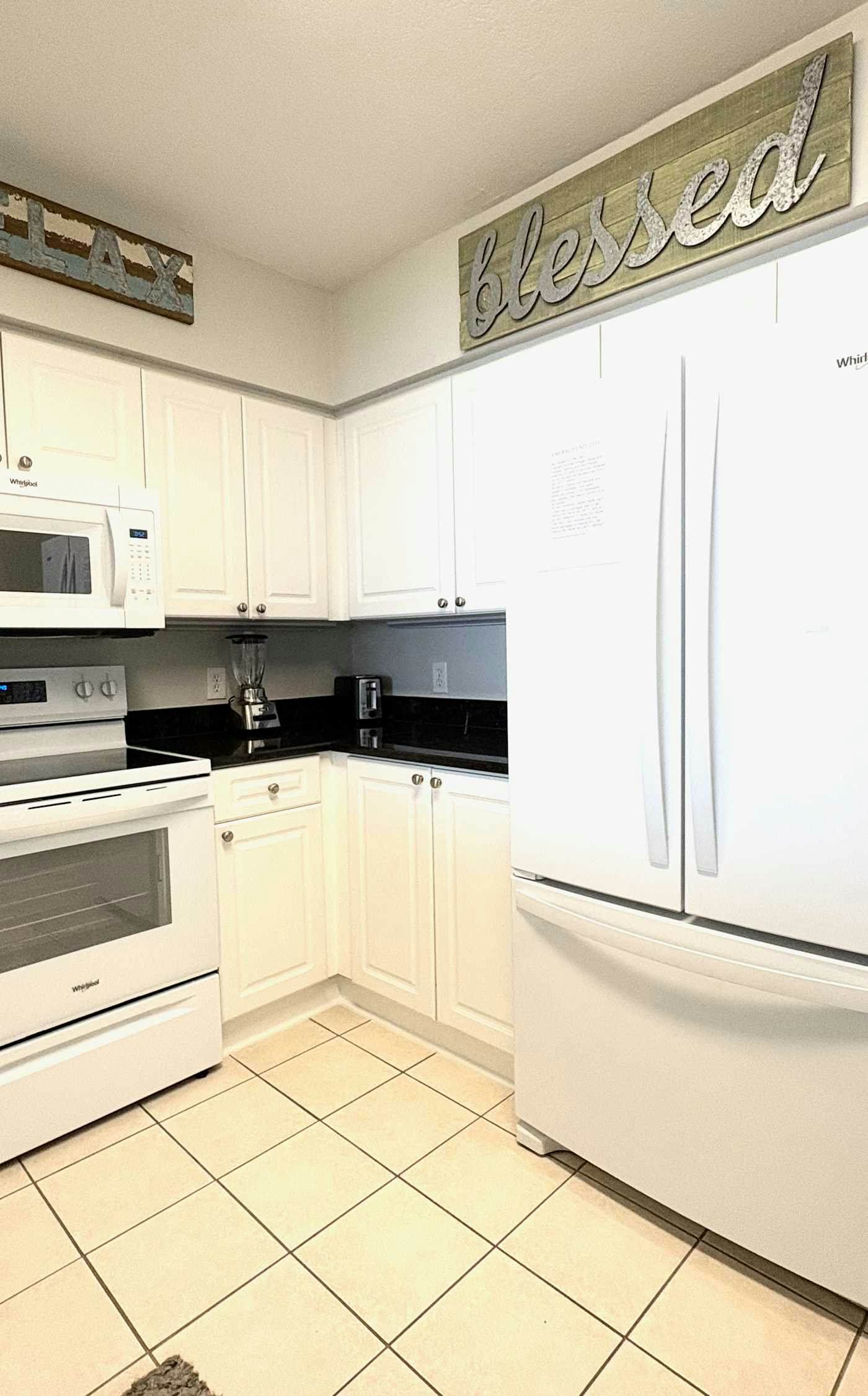 Oceanfront, 23rd floor Condo, Pools, Gym, Wifi