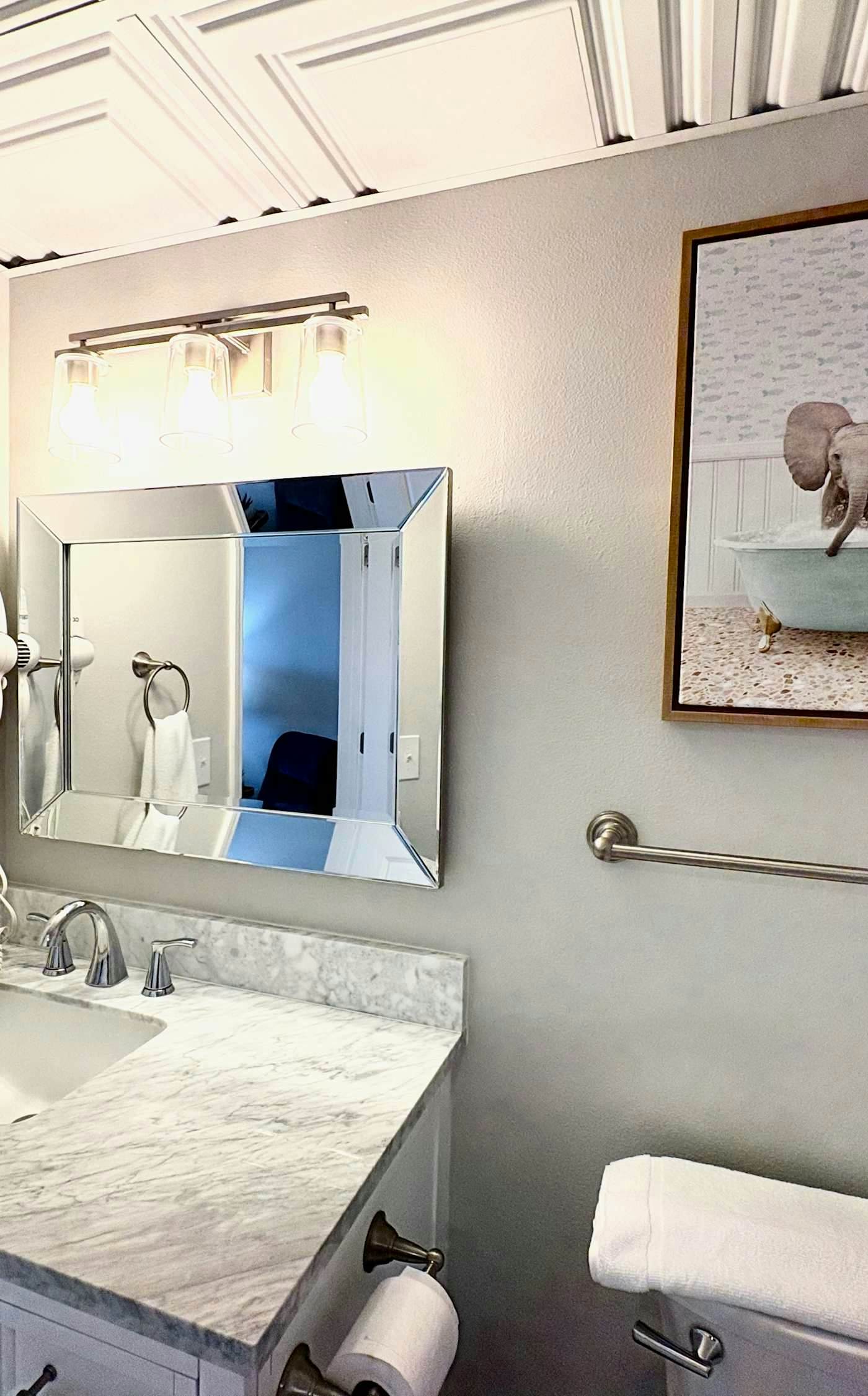 Oceanfront, 23rd floor Condo, Pools, Gym, Wifi