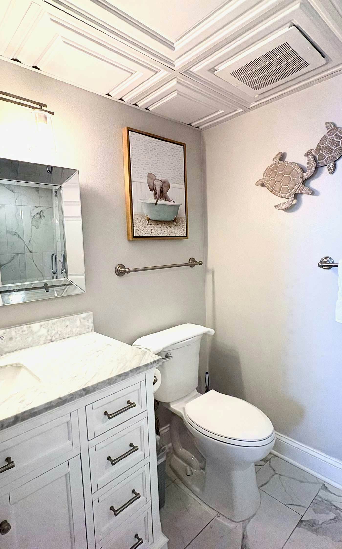 Oceanfront, 23rd floor Condo, Pools, Gym, Wifi