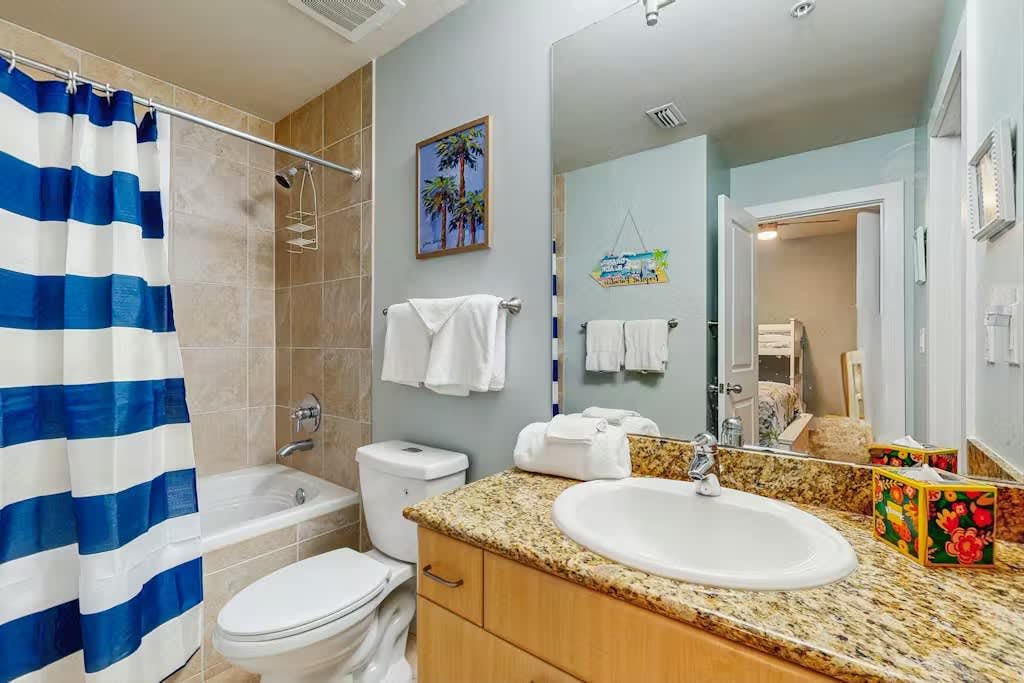 Waterside resort with lazy river, marina, pools and internet