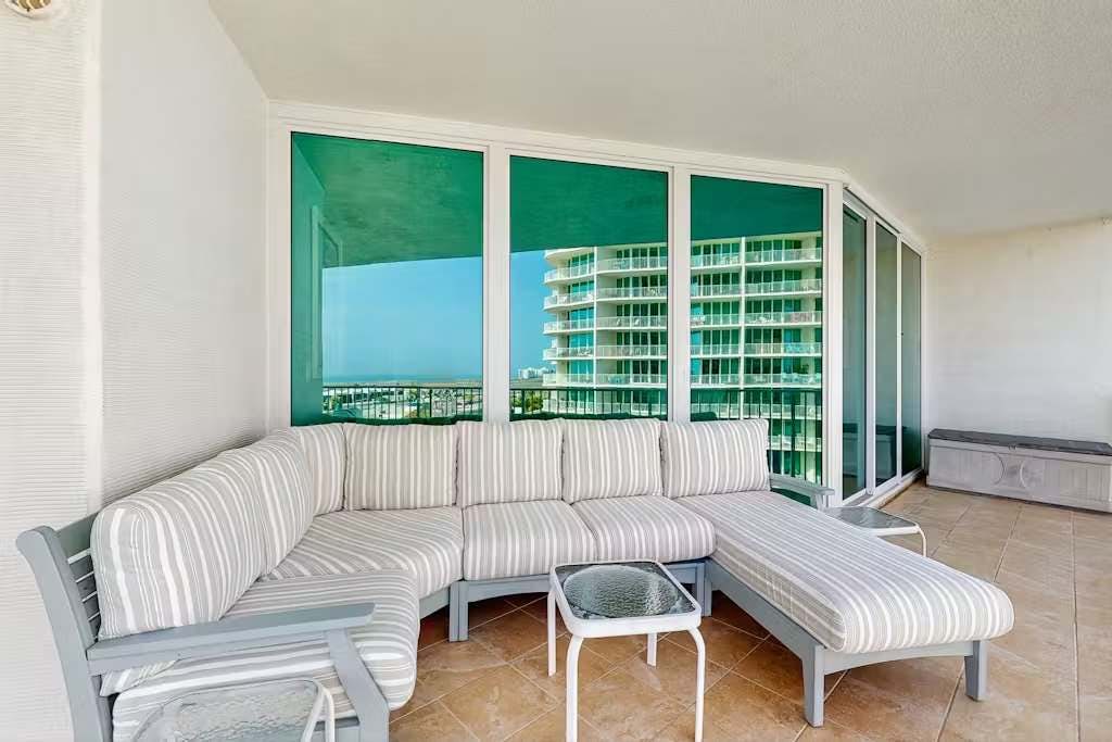 Waterside resort with lazy river, marina, pools and internet