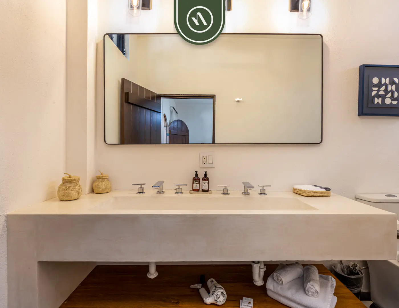 Oceanfront 10 BR Villa with Pool - Jacuzzi - Beach