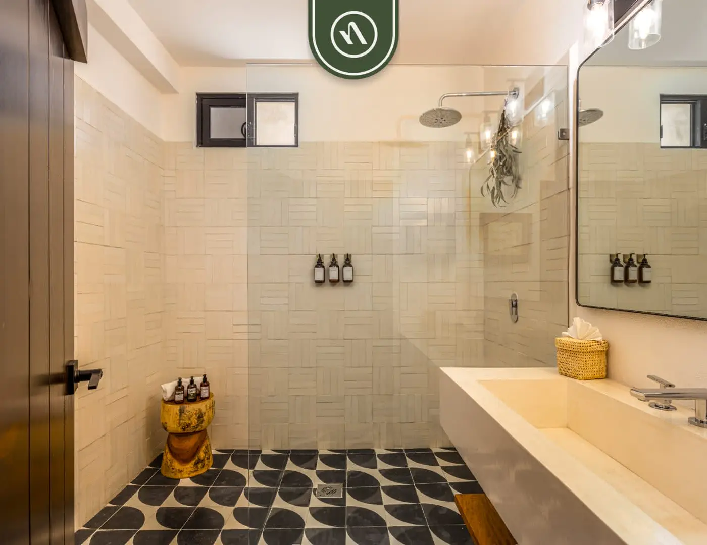 Oceanfront 10 BR Villa with Pool - Jacuzzi - Beach