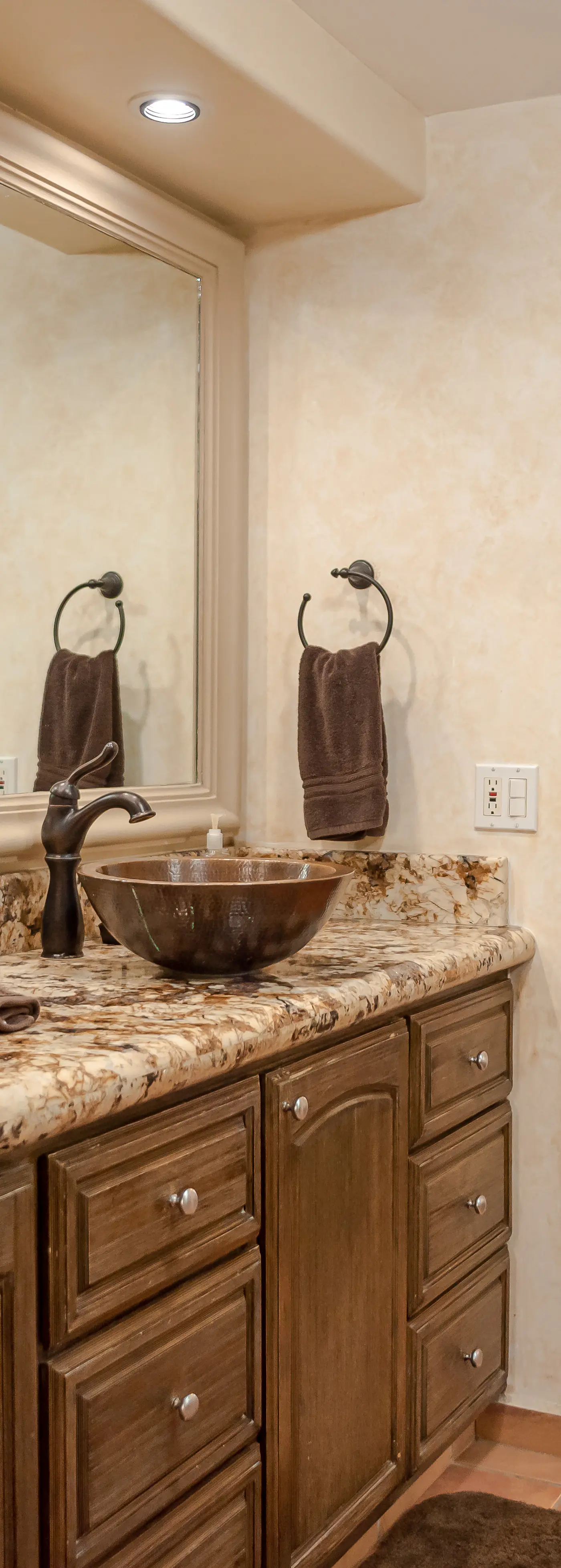 Las Mañanitas LM C208