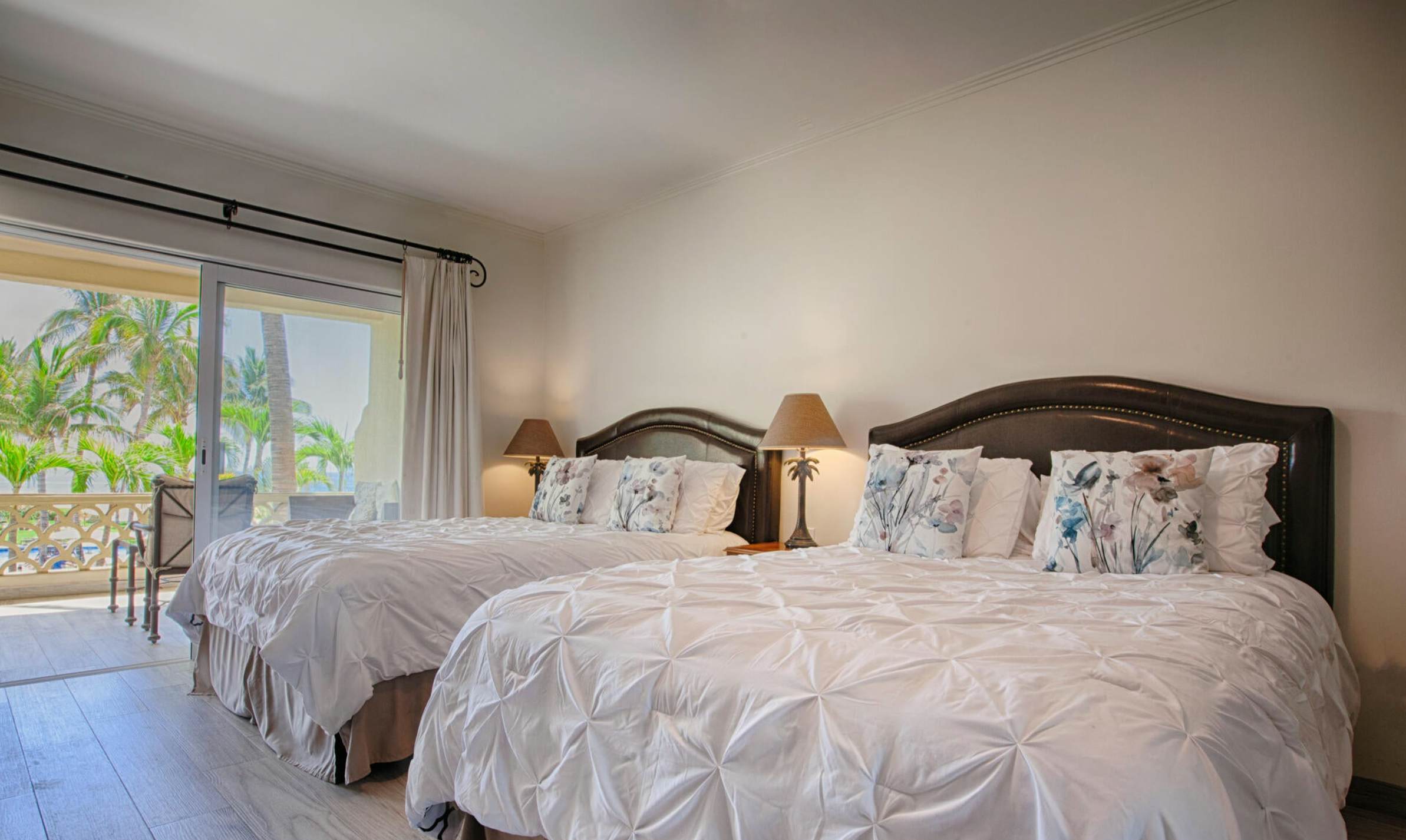 Las Mañanitas LM C209